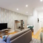 Sweet Loft - Balcony & Lägenhet