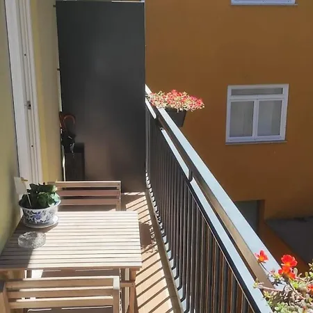 Sweet Downtown Loft With Balcony Apartment Porto