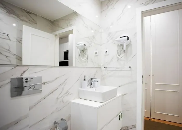 Sweet Loft - Balcony & Lägenhet